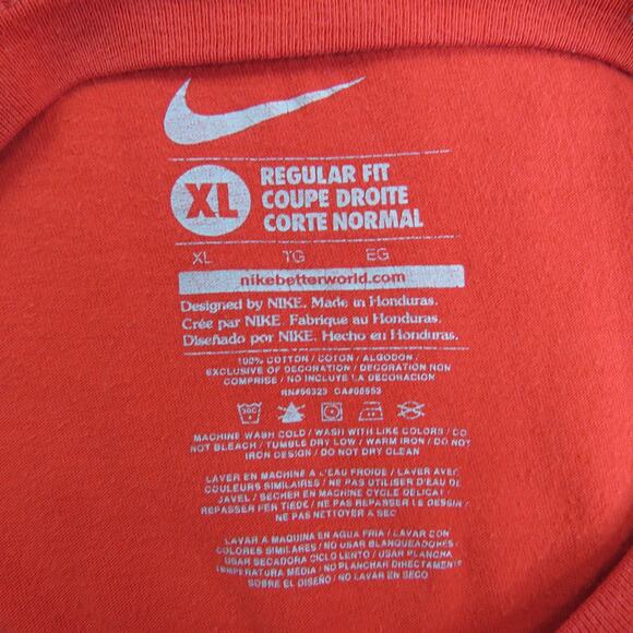 Nike Men's Red Graphic T-Shirt Crewneck Graphic Tee XL Streetwear Athletic Bloke - Picture 3 of 4